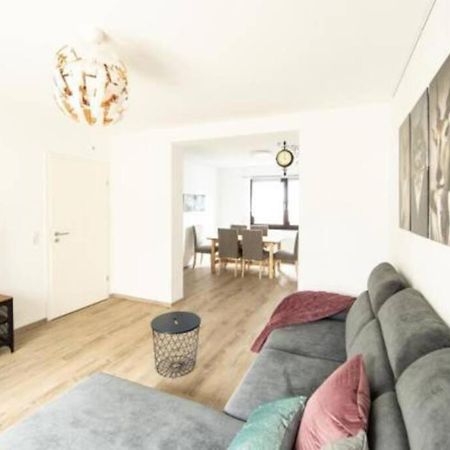 Bruehl Mitte, Neu Renoviertes Hausヴィラ エクステリア 写真